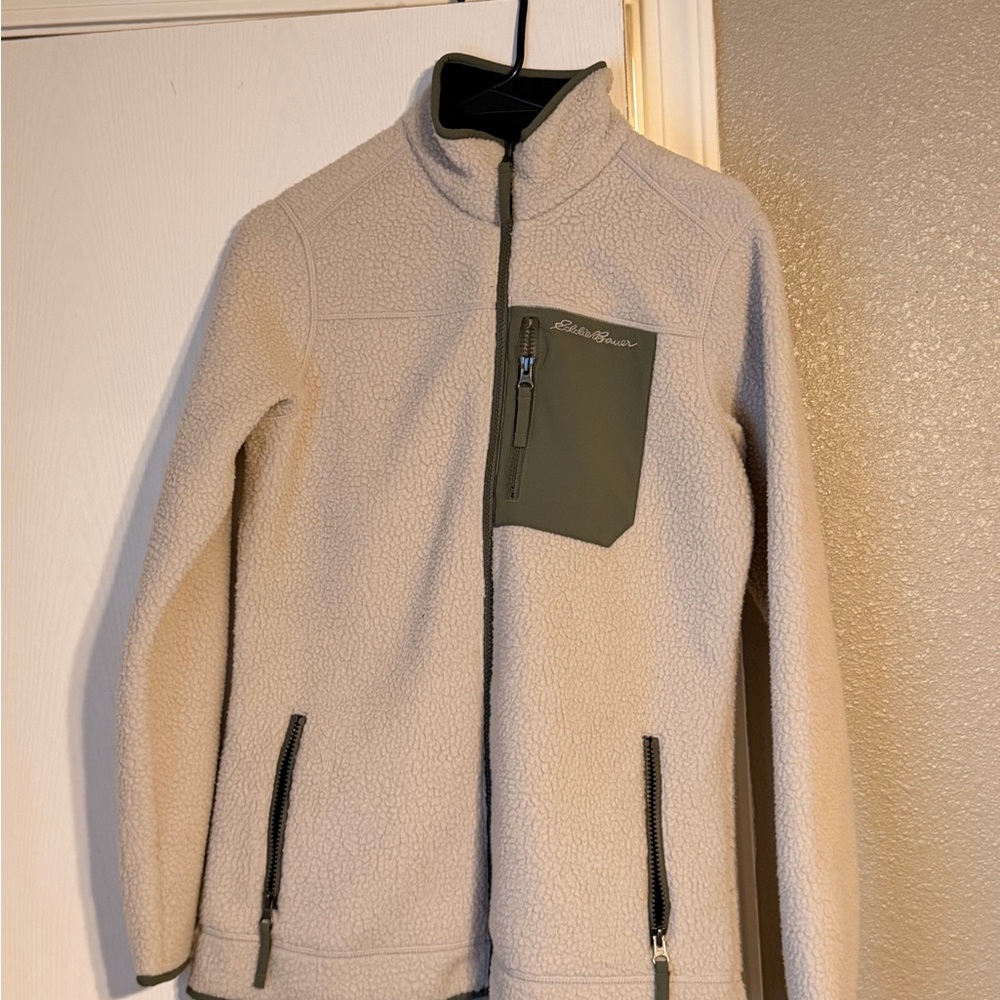 Eddie Bauer Cream Fleece with Olive Pocket